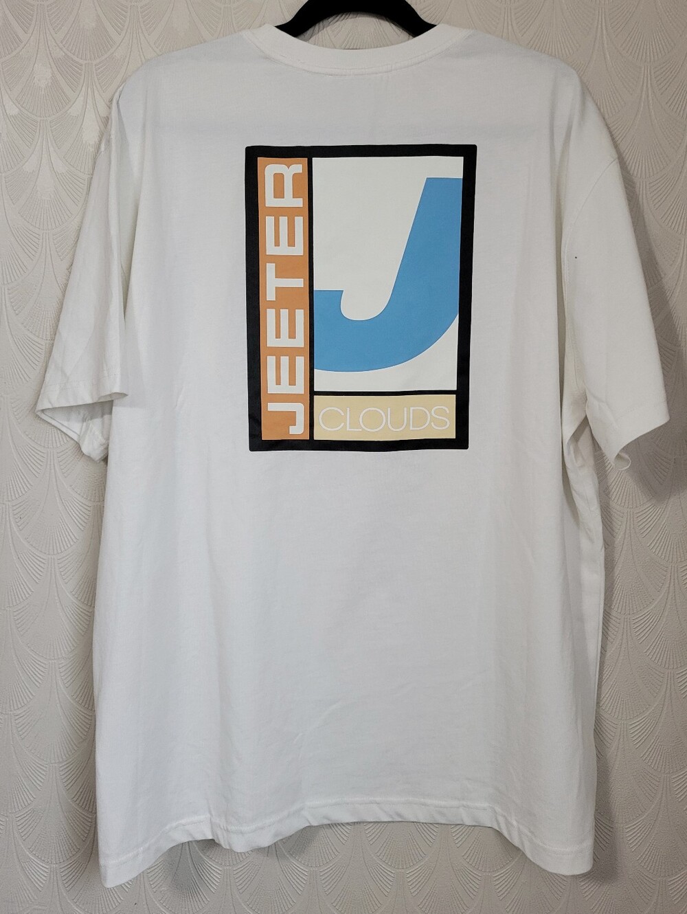 Jeeter Apparel Clouded '26 Short Sleeve Relaxed Tee Shirt Graphic size XXL Ivory